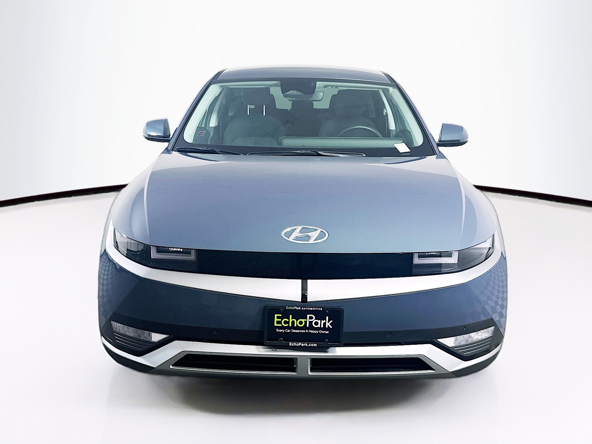 Used 2024 Hyundai Ioniq 5 SEL image 2