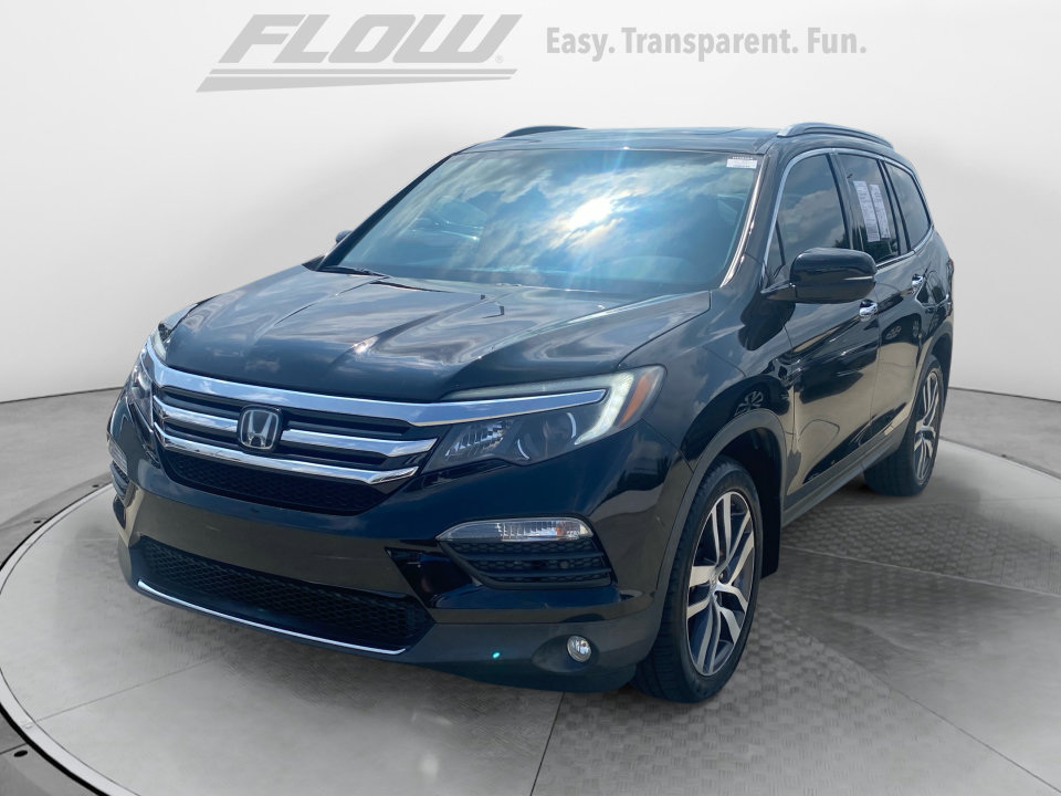 Used 2017 Honda Pilot Touring image 4