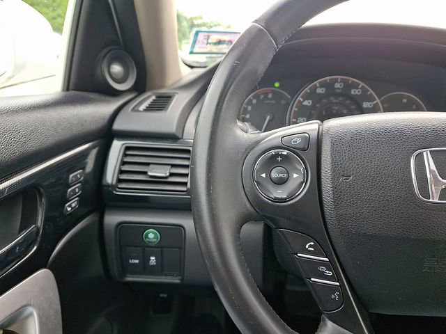 Used 2013 Honda Accord EX-L image 21
