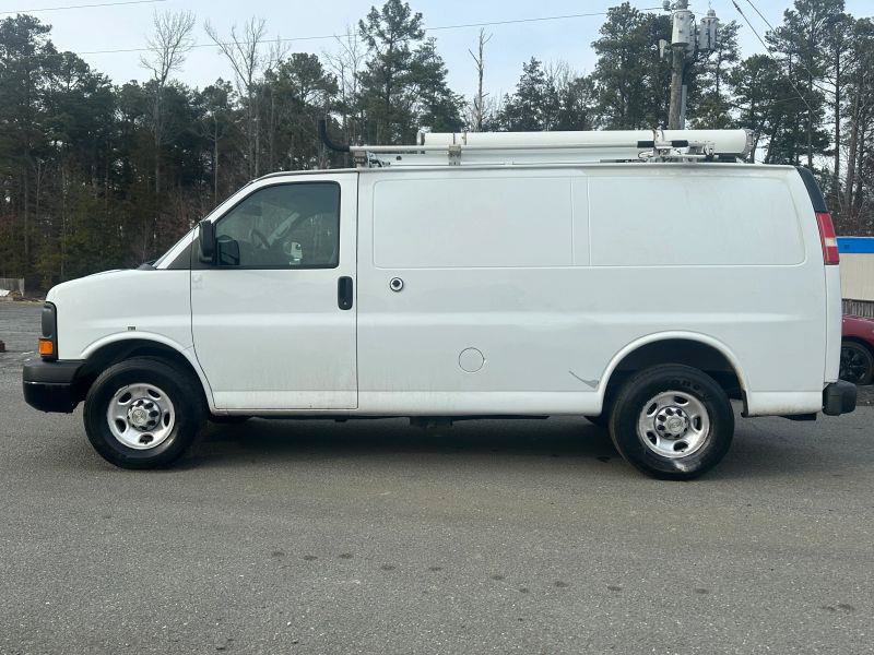 Used 2013 Chevrolet Express 2500 RWD image 5