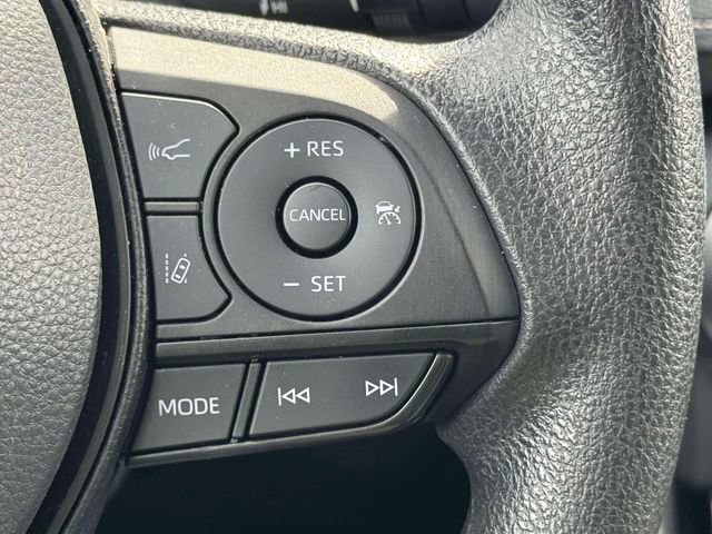 Used 2024 Toyota RAV4 XLE image 21