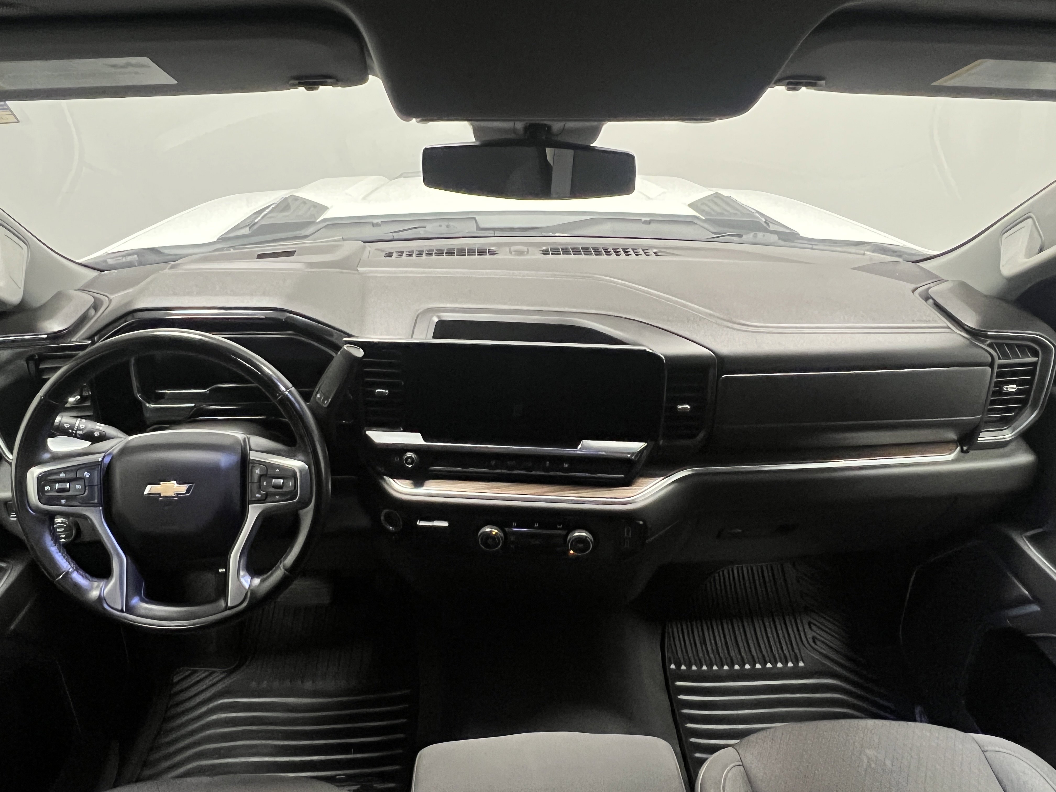 Used 2024 Chevrolet Silverado 2500 LT image 17