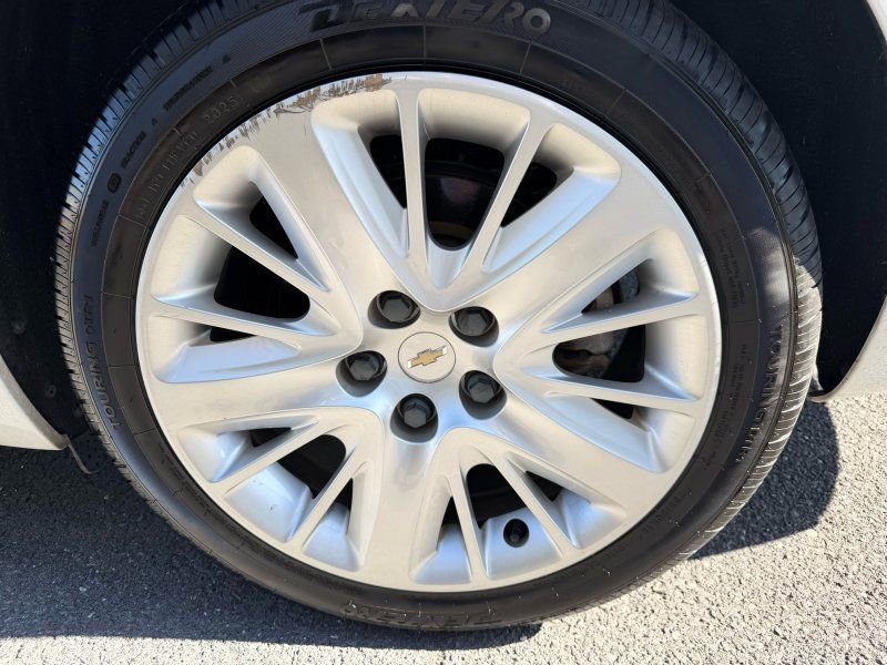 Used 2018 Chevrolet Impala LS FWD image 9