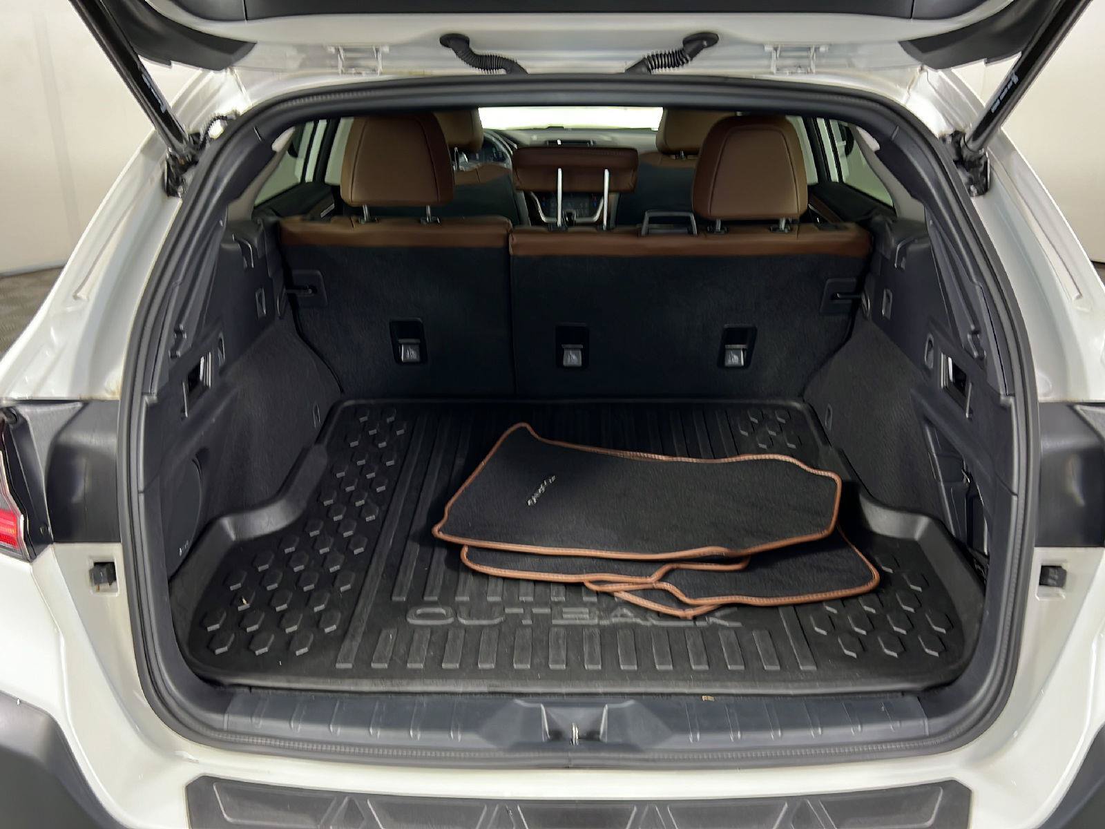 Used 2024 Subaru Outback Touring XT AWD/4WD image 42