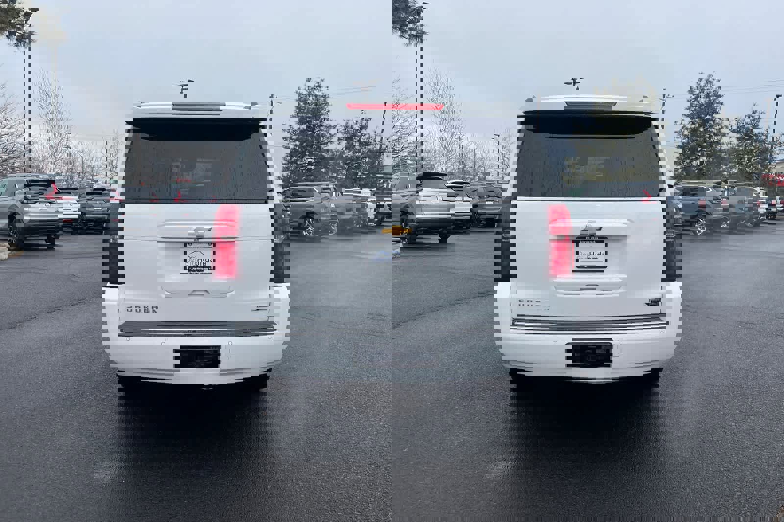 Used 2018 Chevrolet Suburban Premier image 7