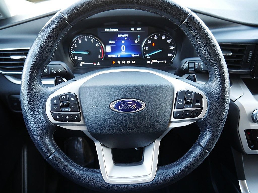 Used 2020 Ford Explorer XLT w/ Equipment Group 202A AWD/4WD image 20