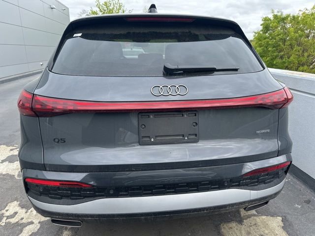 Certified 2025 Audi Q5 Premium w/ Convenience Package AWD/4WD image 5