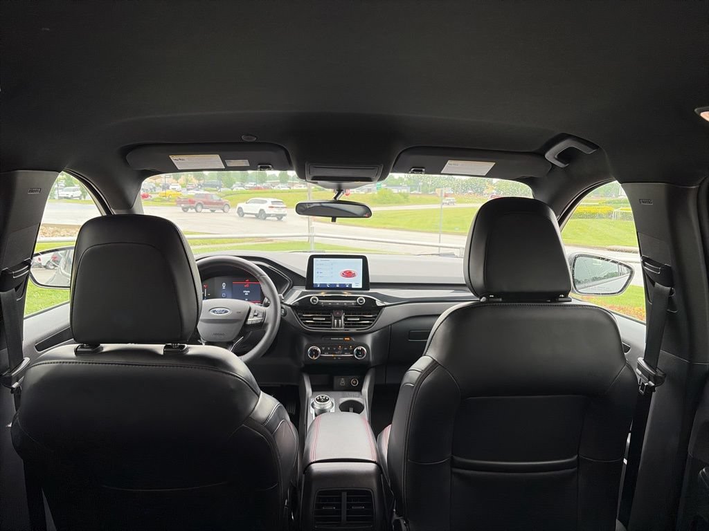 Used 2025 Ford Escape ST-Line FWD image 39