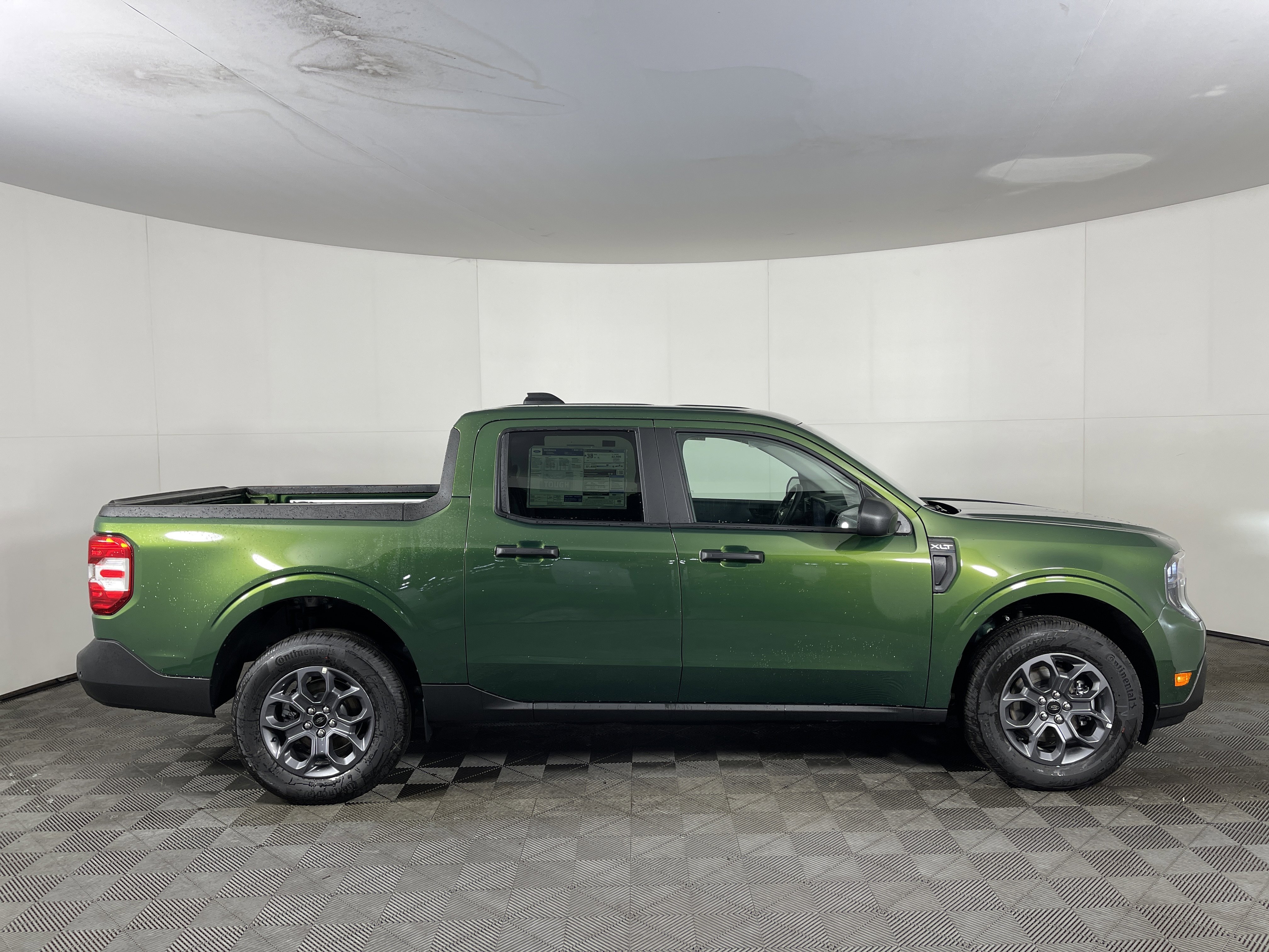 New 2025 Ford Maverick XLT image 5