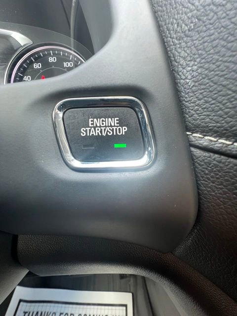 Certified 2023 GMC Acadia SLE w/ Driver Convenience Package FWD image 31