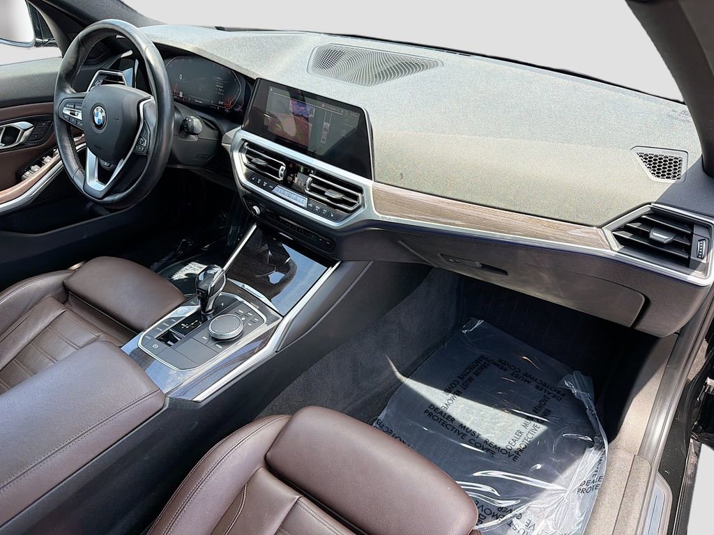 Used 2020 BMW 330i Sedan w/ Premium Package RWD image 12
