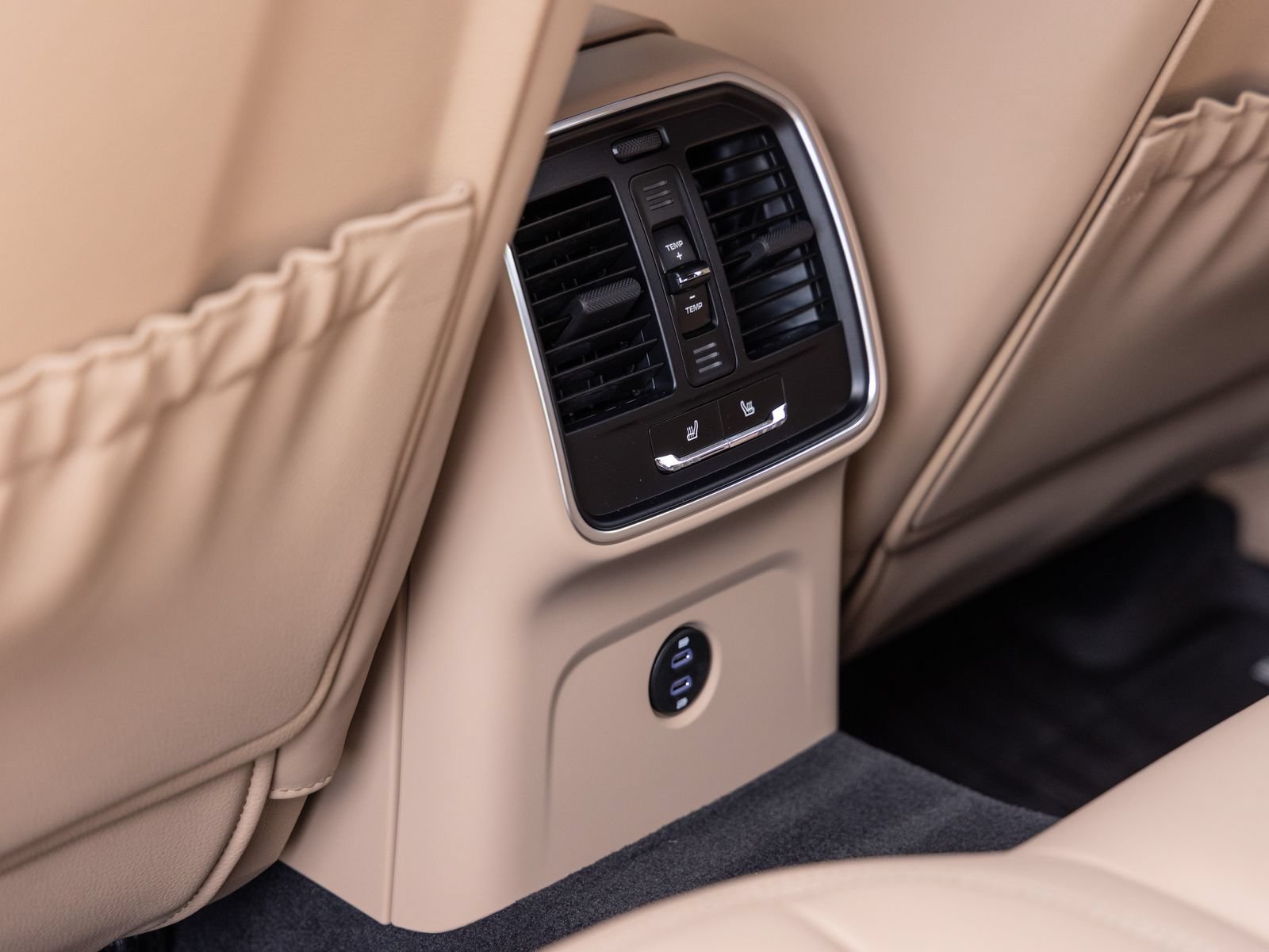 Certified 2026 Porsche Macan AWD/4WD image 27