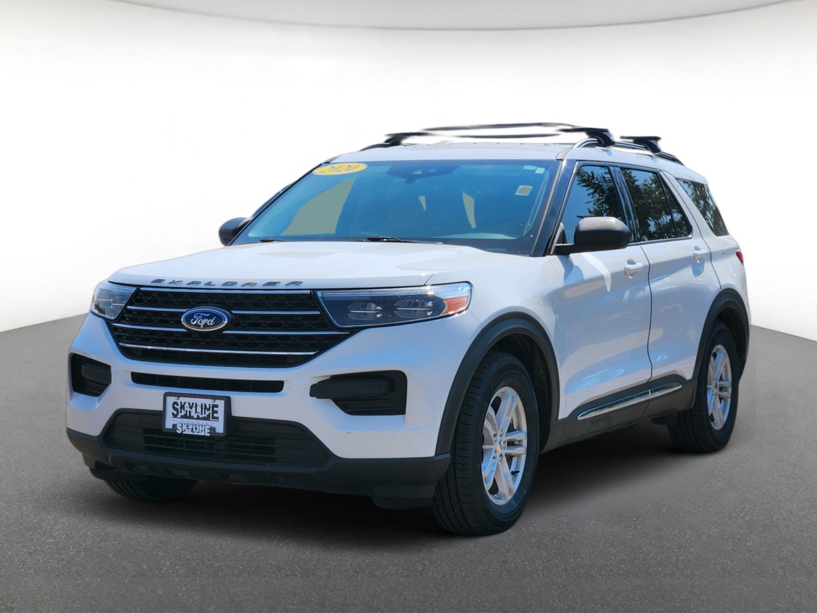 Used 2020 Ford Explorer XLT RWD image 2