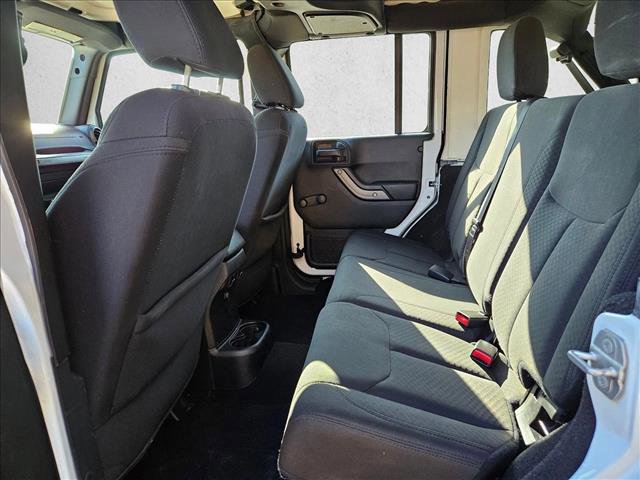 Used 2018 Jeep Wrangler Unlimited Sport w/ Connectivity Group image 16