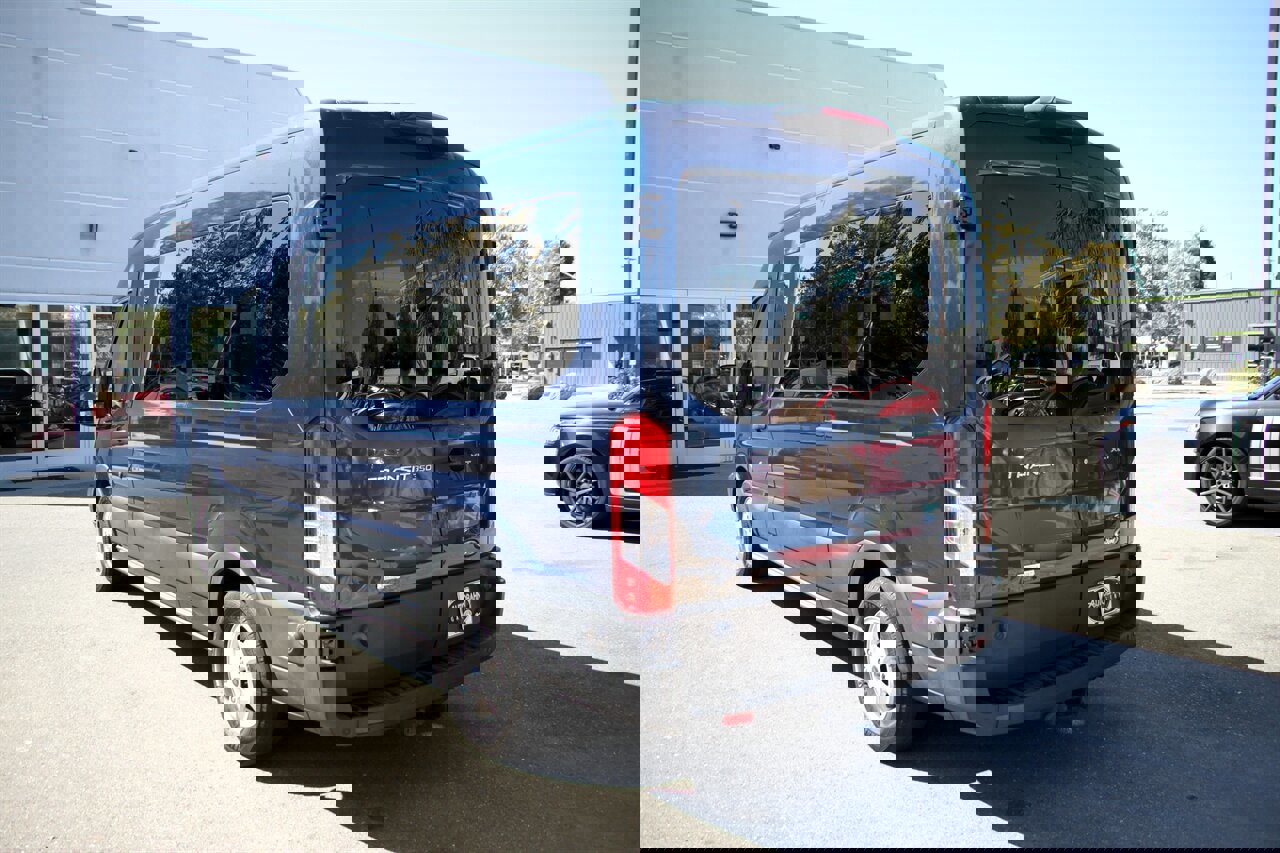 Used 2019 Ford Transit 350 XLT image 6