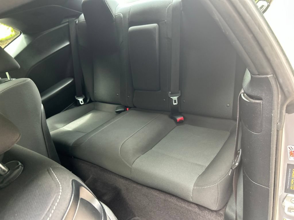 Used 2016 Dodge Challenger R/T RWD image 16