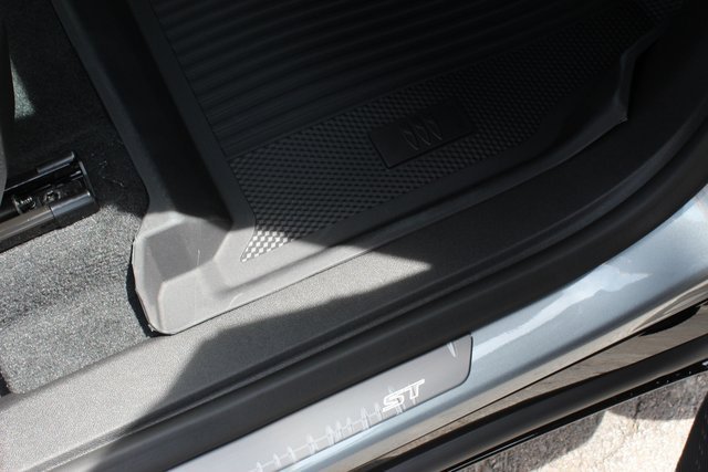 New 2026 Buick Enclave Sport Touring w/ Power Package image 29