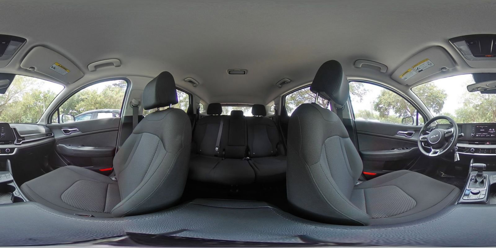 Used 2025 Kia Sportage LX FWD image 39