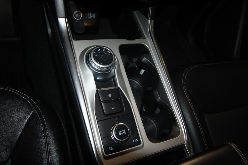 Used 2023 Ford Explorer Limited w/ Limited Technology Package image 20