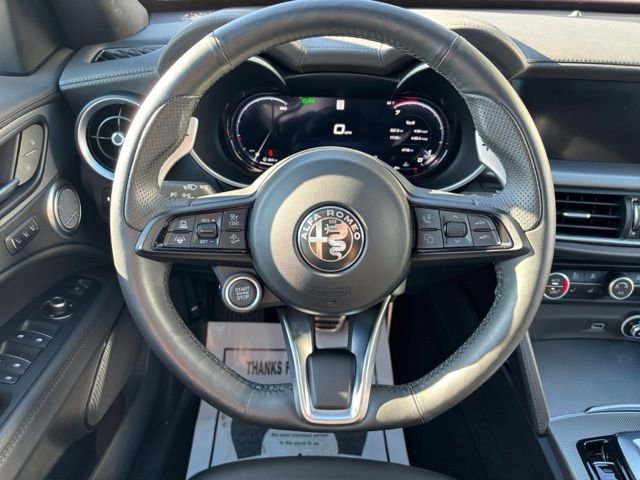 Used 2024 Alfa Romeo Stelvio Veloce AWD/4WD image 13