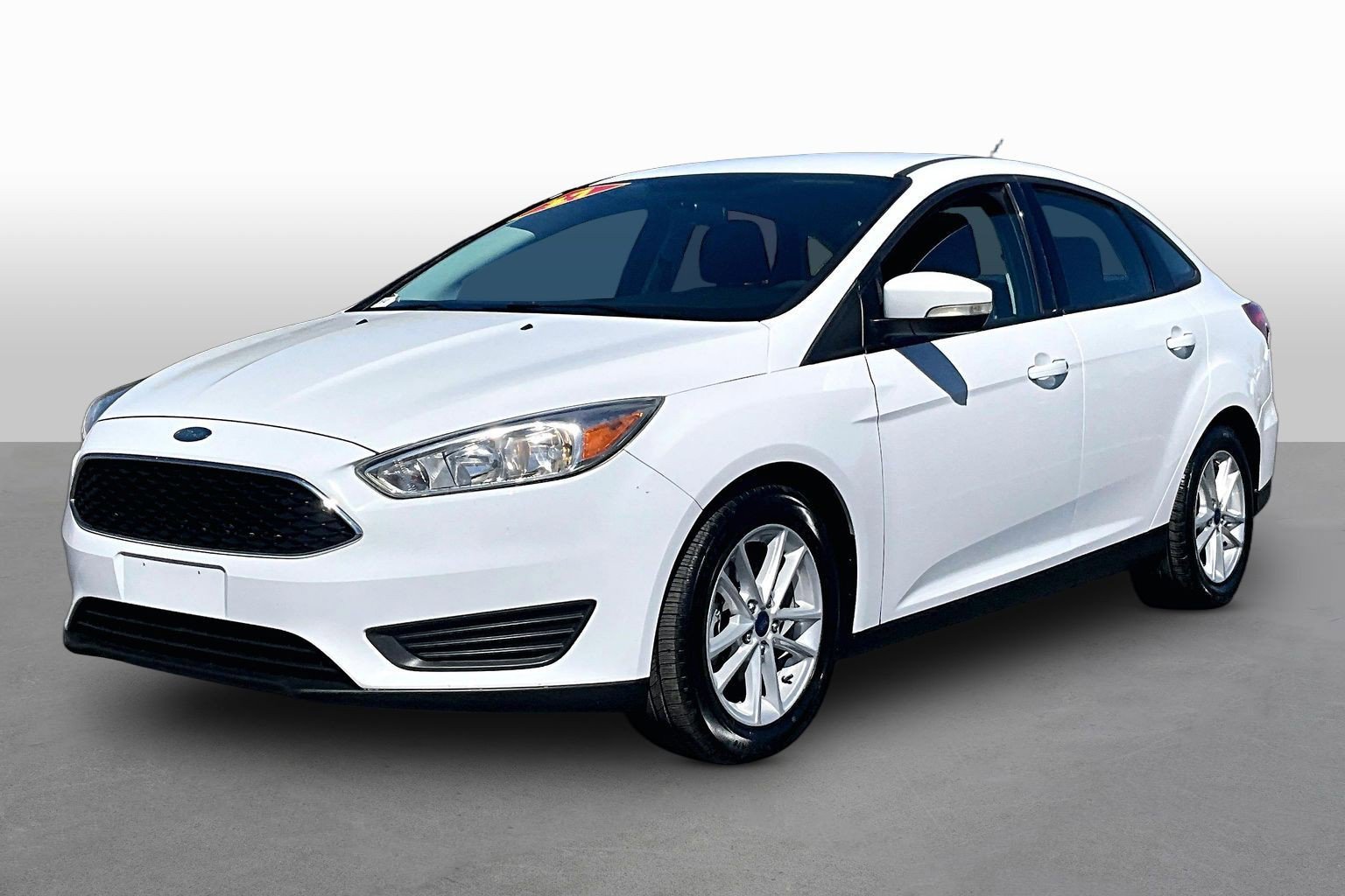 Used 2017 Ford Focus SE