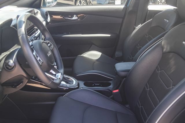 Certified 2023 Kia Forte GT-Line FWD image 18