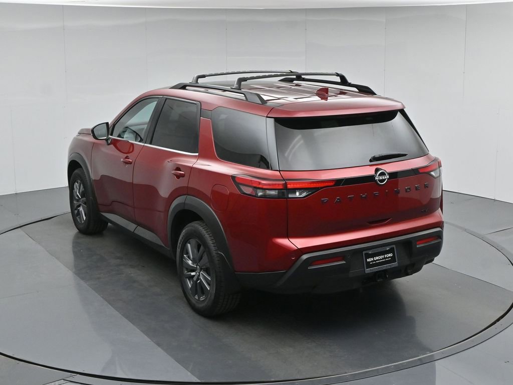 Used 2023 Nissan Pathfinder SV w/ SV Premium Package image 42