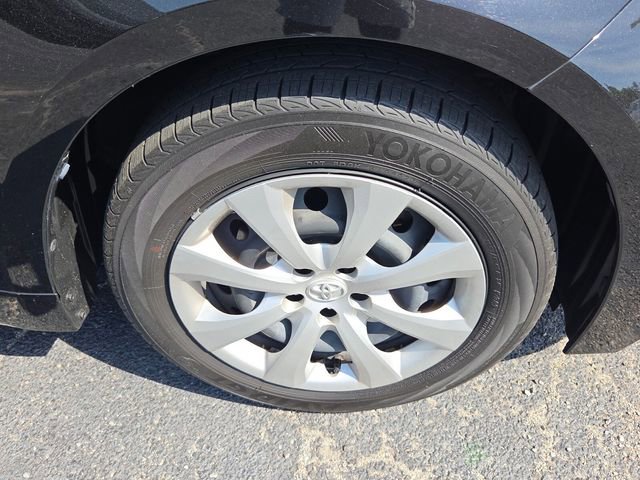 Used 2024 Toyota Corolla LE image 8