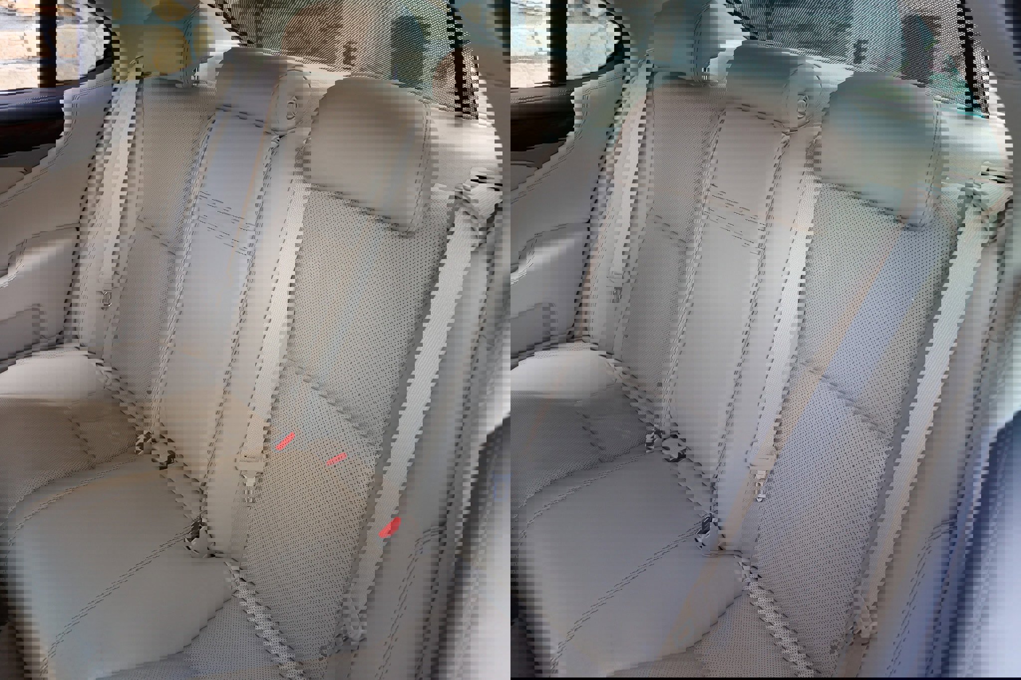 Used 2015 Lexus LS 460 image 11