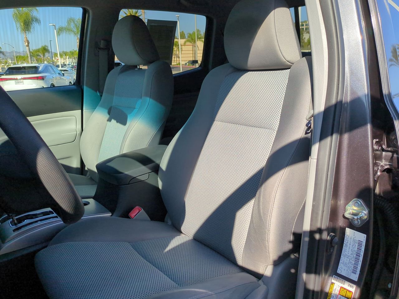 Used 2014 Toyota Tacoma PreRunner image 11