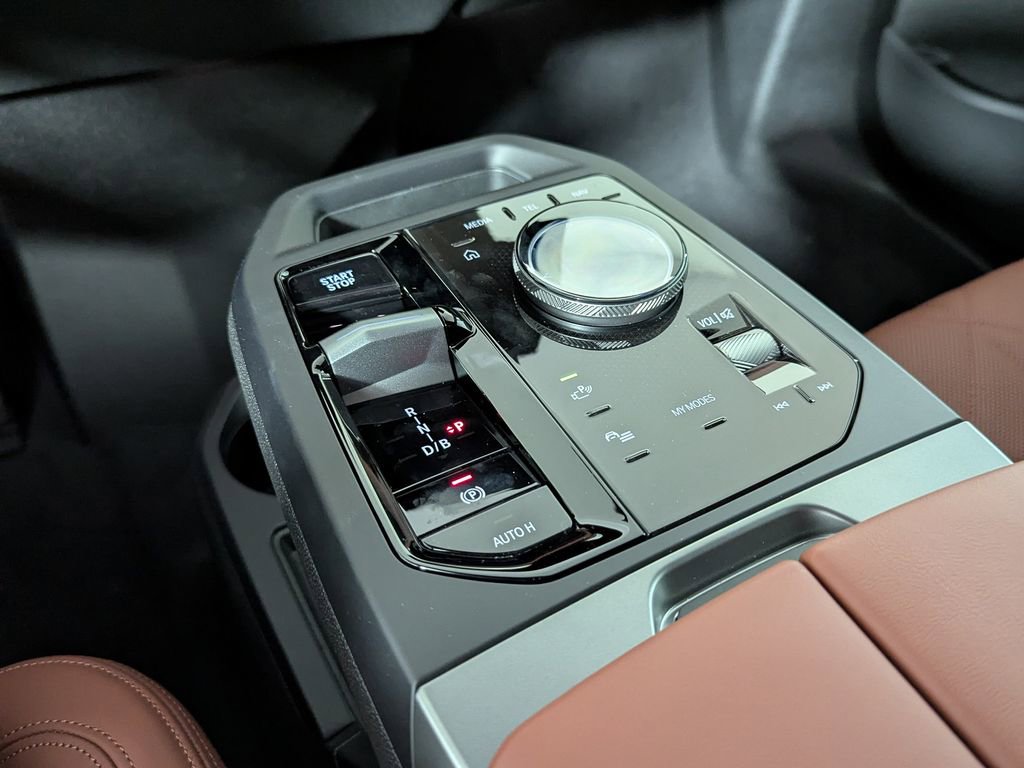New 2026 BMW iX xDrive45 w/ M Sport Package image 23