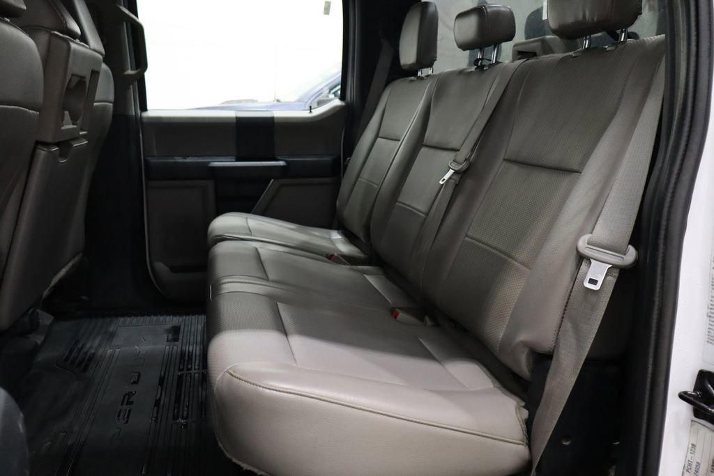 Used 2018 Ford F550 2WD Crew Cab Super Duty image 11