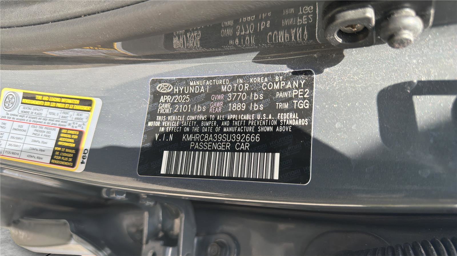Used 2025 Hyundai Venue SEL FWD image 27