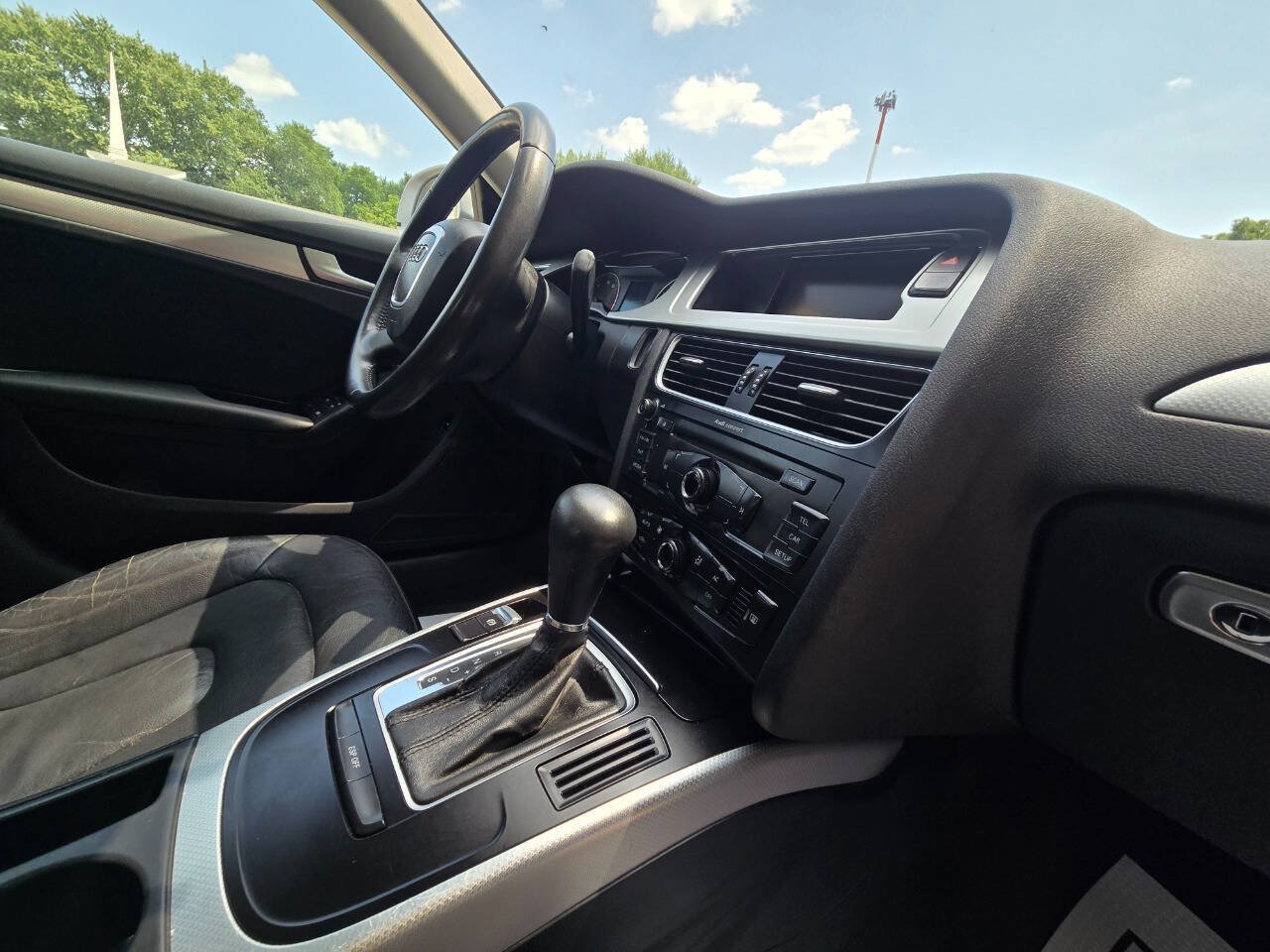 Used 2009 Audi A4 2.0T Premium FWD image 26