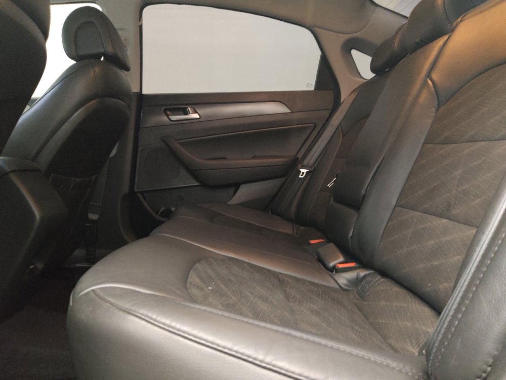 Used 2017 Hyundai Sonata Sport w/ Value Edition Package 02 FWD image 18