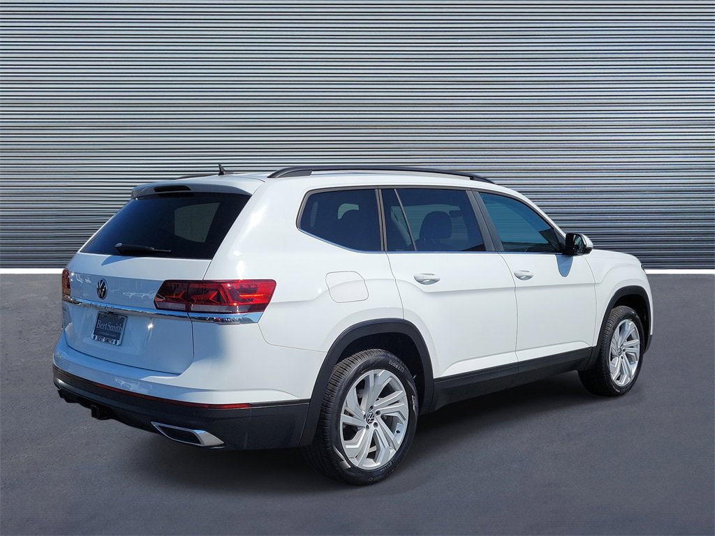Used 2022 Volkswagen Atlas SE w/ Panoramic Sunroof Package image 3