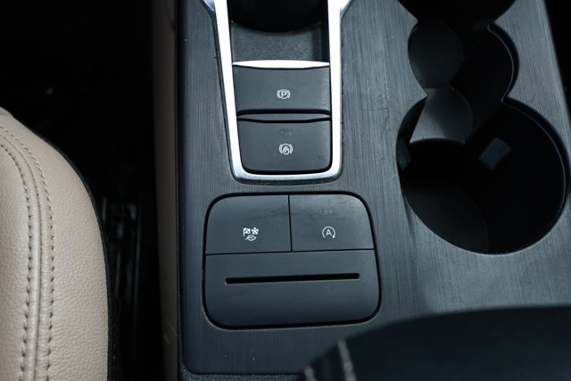 Used 2022 Ford Escape SEL w/ Technology Package FWD image 20