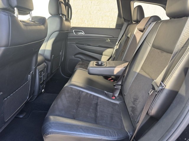 Used 2020 Jeep Grand Cherokee Altitude image 23