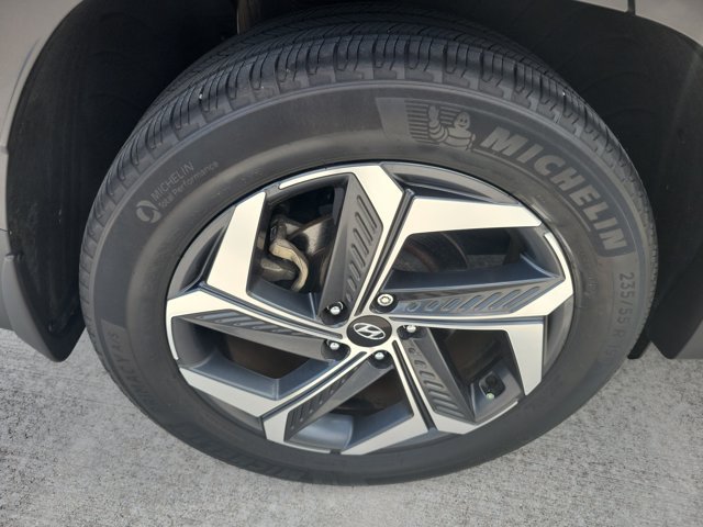 Used 2022 Hyundai Tucson Limited FWD image 9