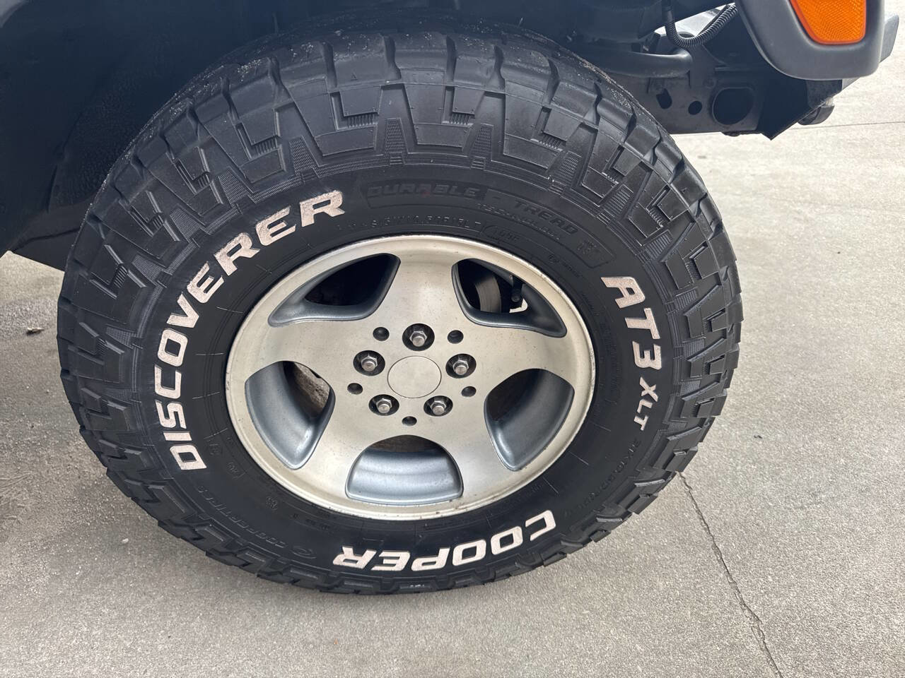 Used 2004 Jeep Wrangler Sport w/ Dual Top Group image 23