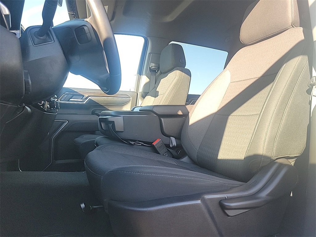 Used 2024 Chevrolet Silverado 2500 LT image 10