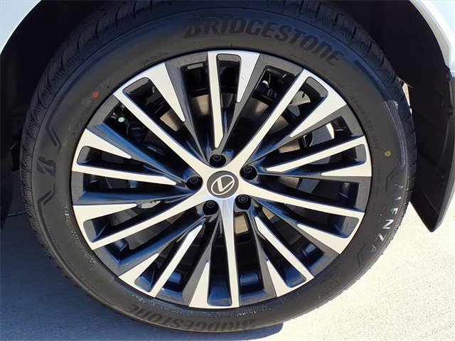 New 2026 Lexus RX 350 FWD image 5