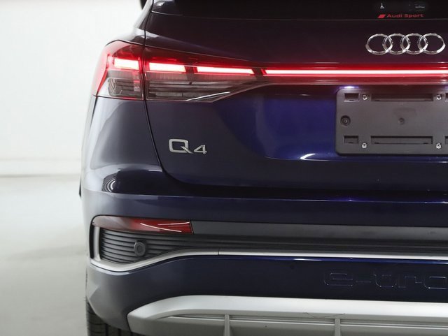 Used 2024 Audi Q4 e-tron Premium w/ Convenience Package image 43