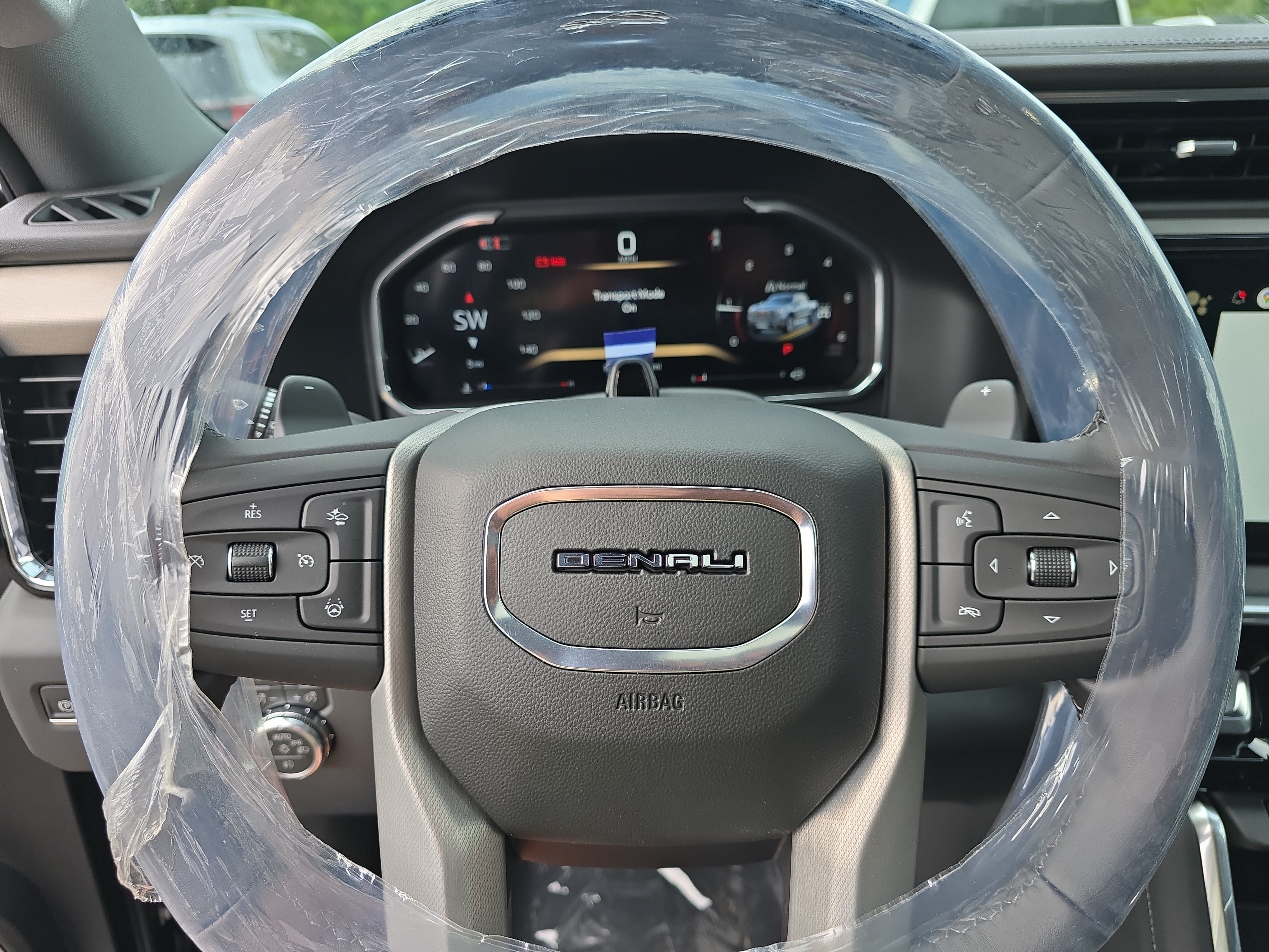 New 2026 GMC Sierra 1500 Denali w/ Technology Package AWD/4WD image 24