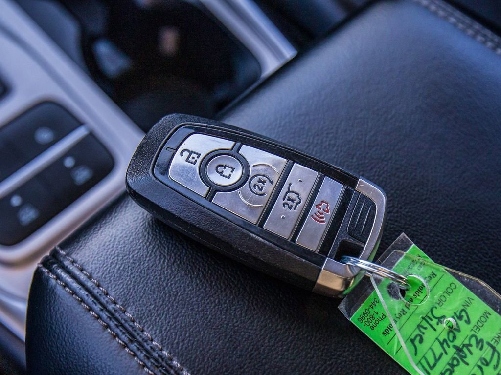 Used 2024 Ford Explorer XLT w/ Equipment Group 202A image 31