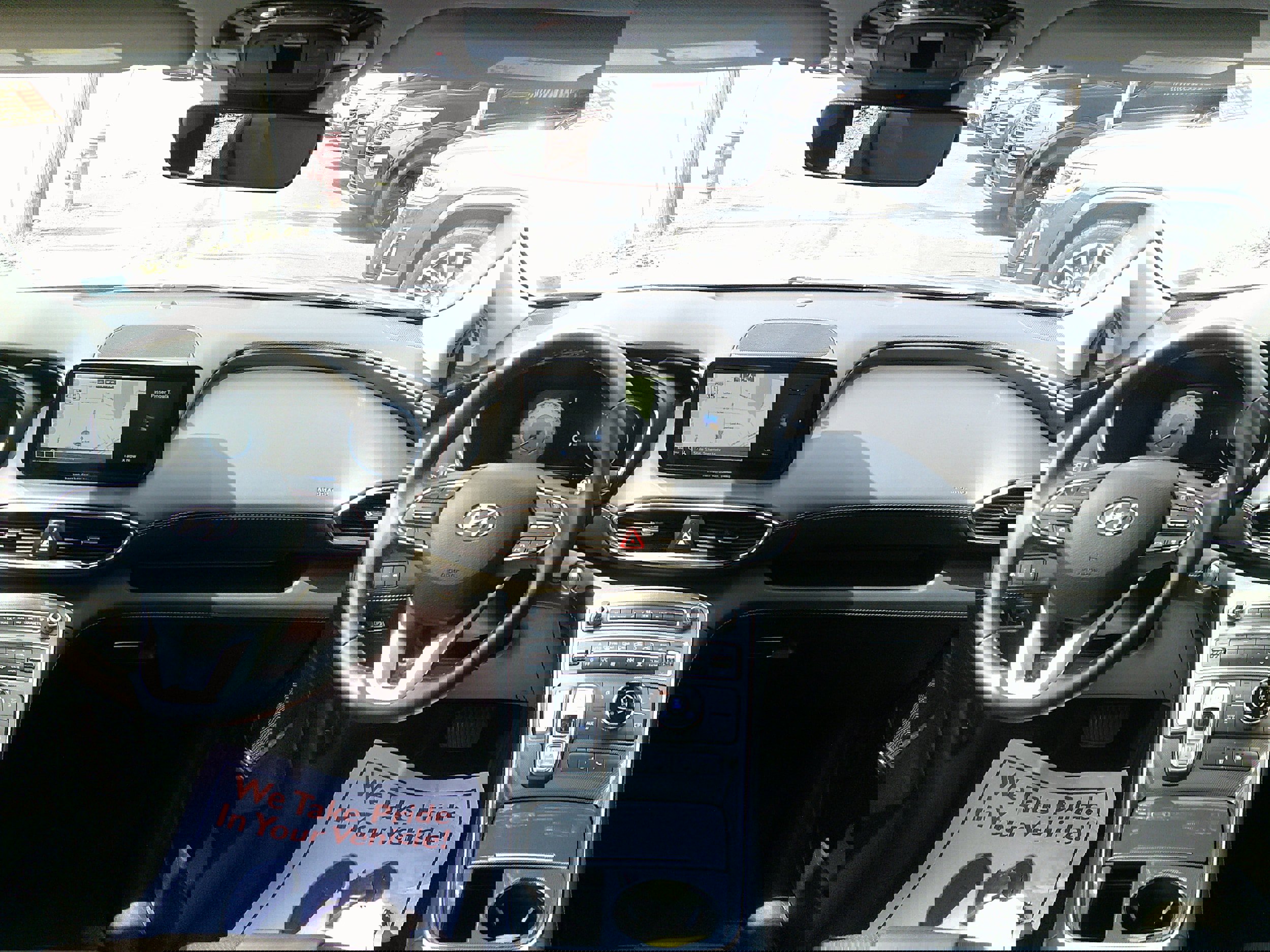 Used 2022 Hyundai Santa Fe SEL w/ Convenience + Premium Package image 18