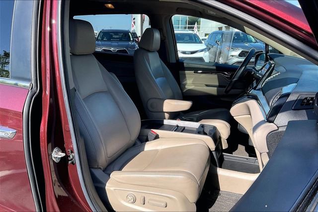 Used 2021 Honda Odyssey Touring image 7