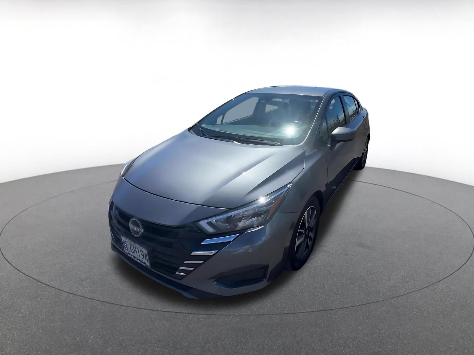 Used 2025 Nissan Versa SV FWD image 7