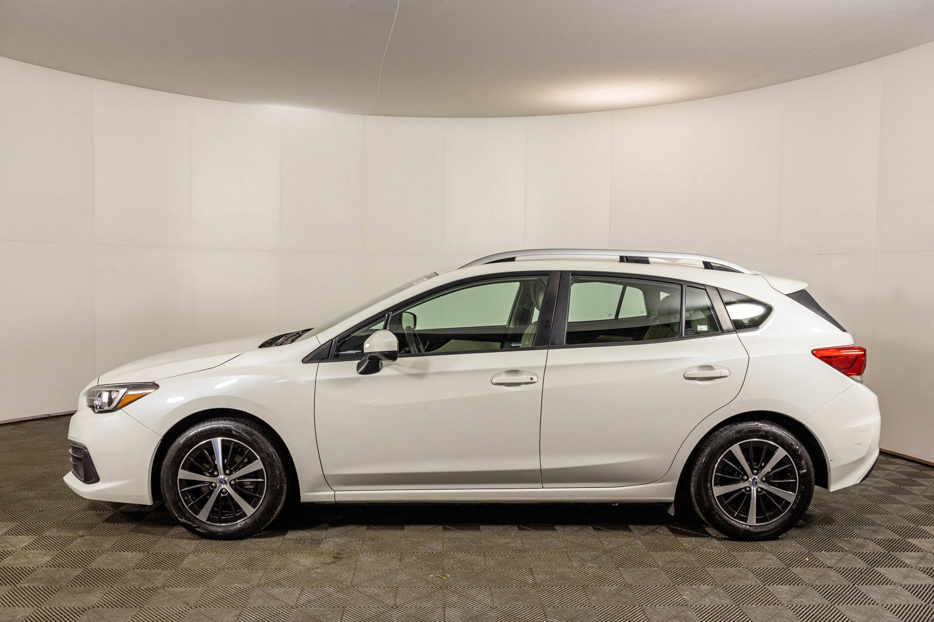 Used 2023 Subaru Impreza 2.0i Premium AWD/4WD image 16