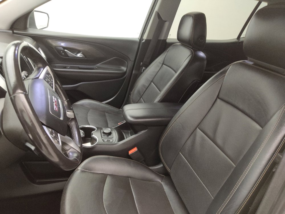 Used 2020 GMC Terrain SLT image 17